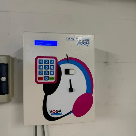 Black&yellow 24h Check In Wlan Parkplatz Oepnv * Bielefeld